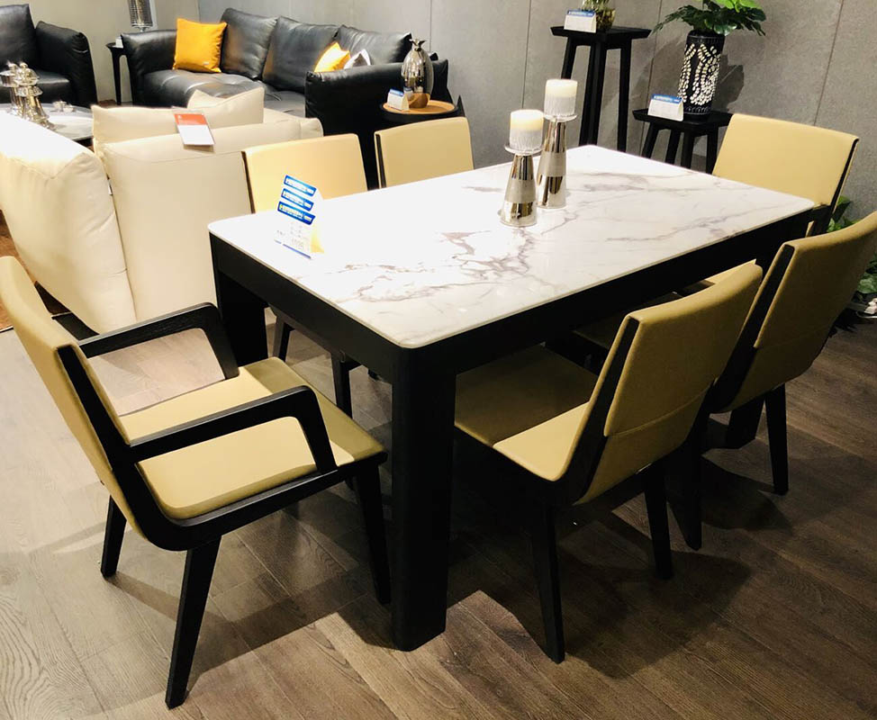 【斯帝罗兰】一台四椅